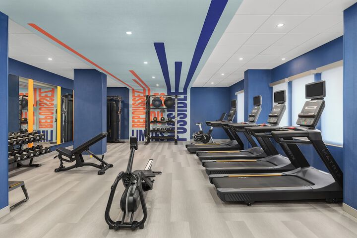 Hampton Inn by Hilton Montreal East Anjou