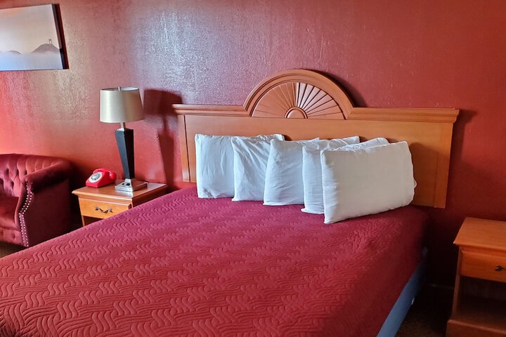 Room 27 of 58