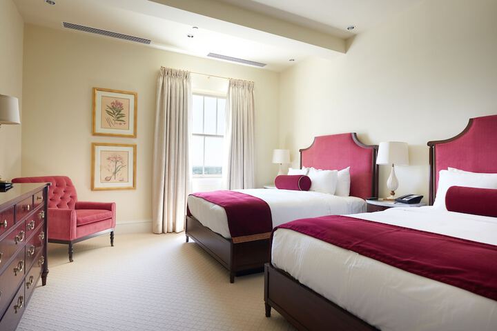 Room 16 of 39