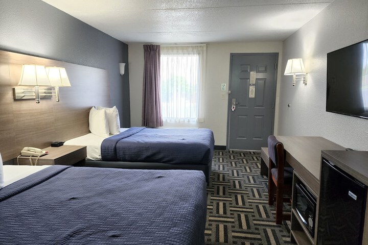 Room 18 of 36