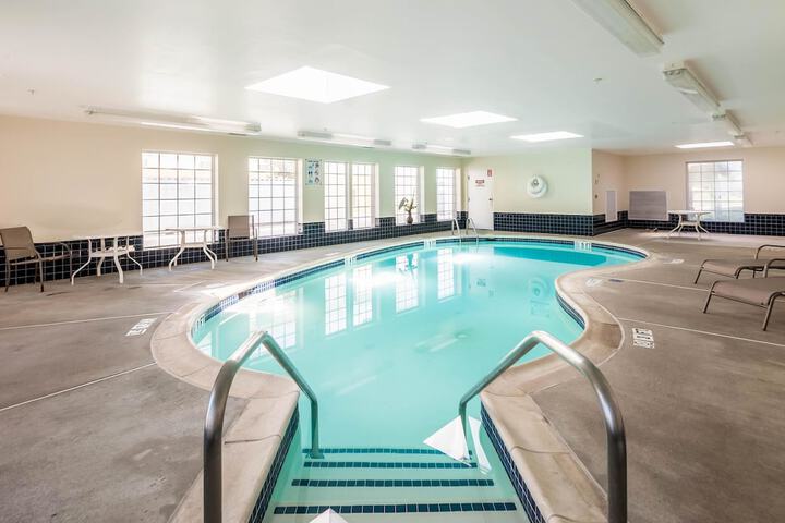 Pool 2 of 25