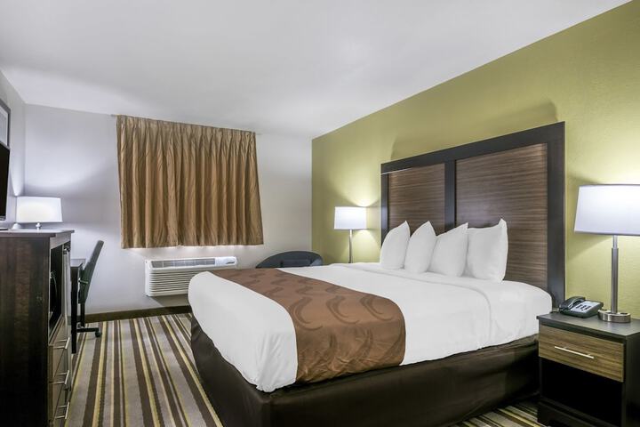 Room 21 of 24