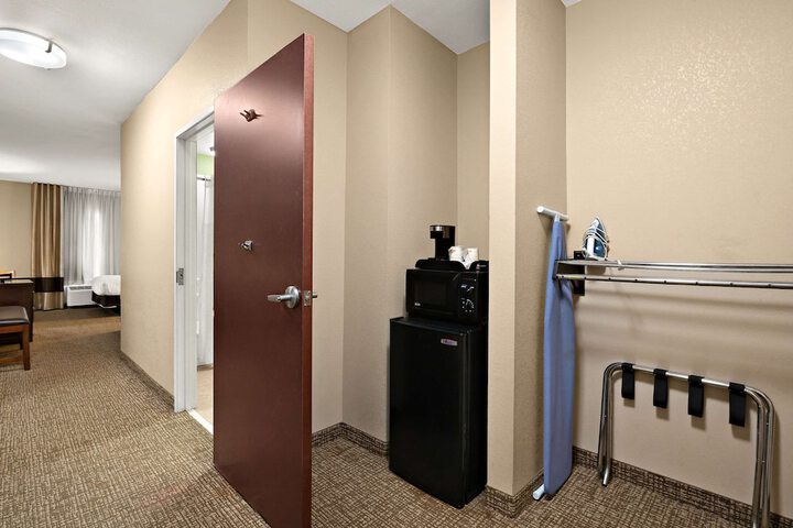 Room 18 of 35