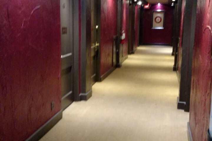 Ballroom/Hall 37 of 44