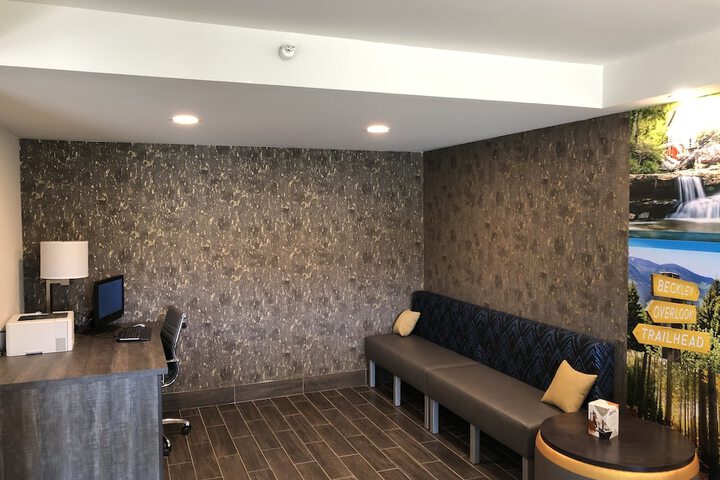 Clarion Pointe Beckley