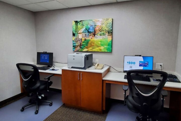Hampton Inn Hillsville