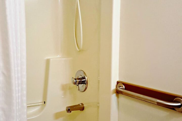 Room 212 of 258
