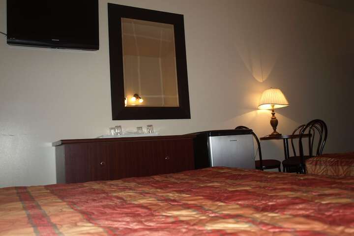 Room 10 of 22