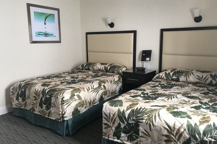 Room 27 of 43