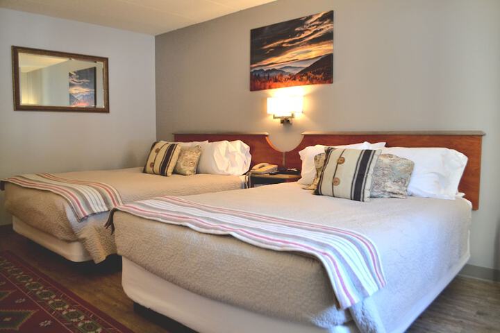 Room 103 of 260