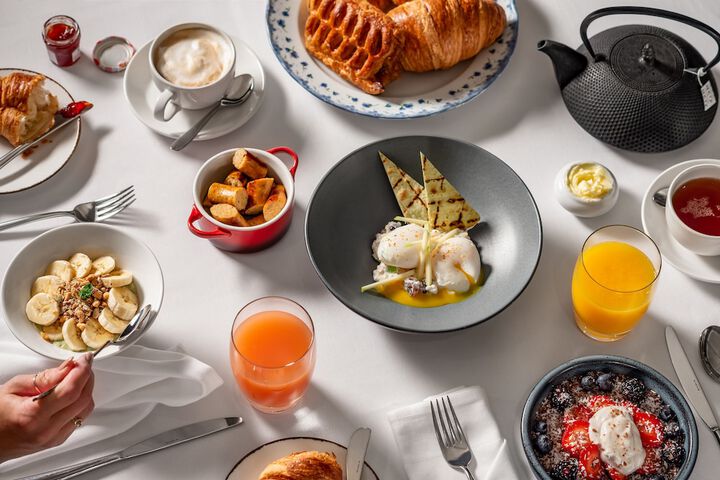 Breakfast/Coffee Service 61 of 82