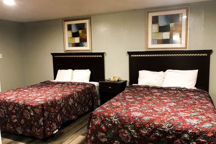 Room 8 of 8