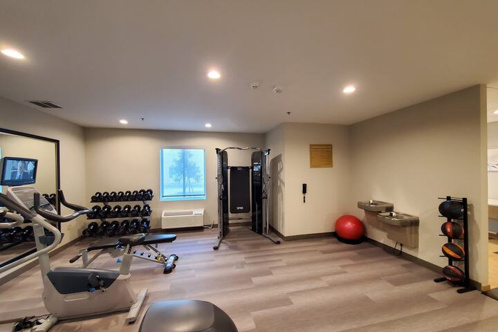 Candlewood Suites Lake Charles South by IHG
