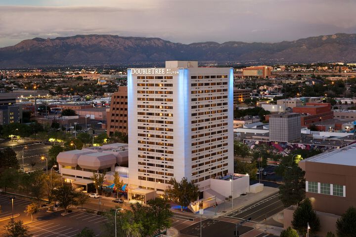 Hotel 4 of 53