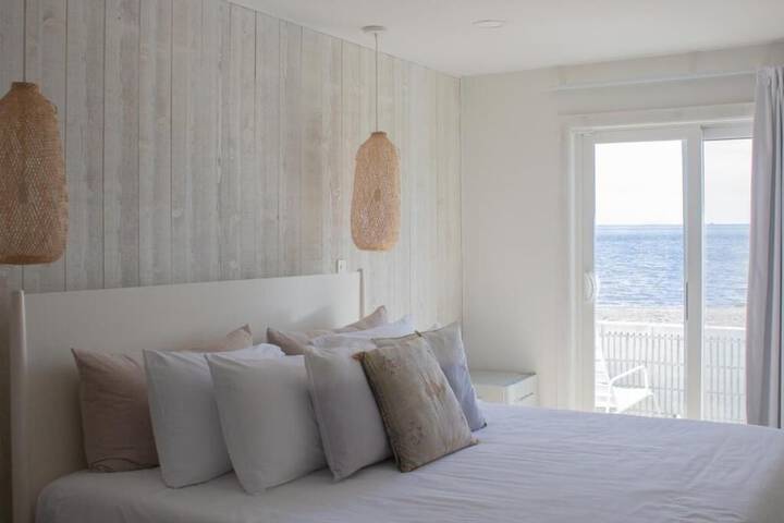 Room 47 of 62