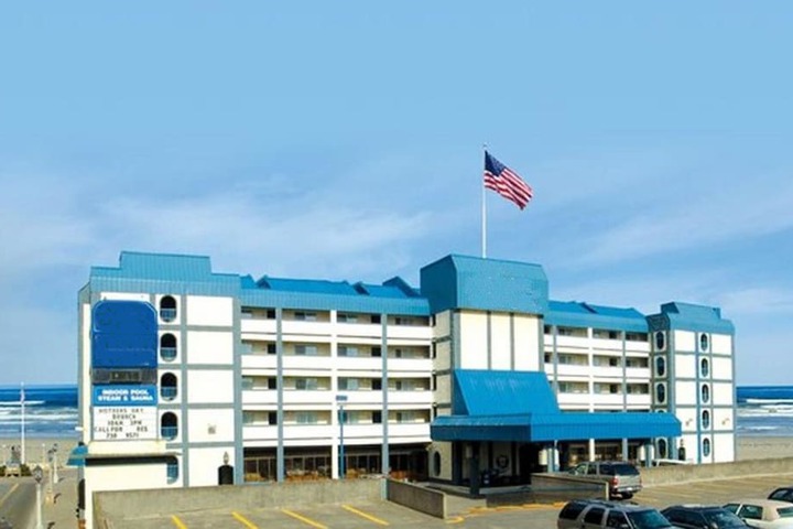 Hotel 2 of 43
