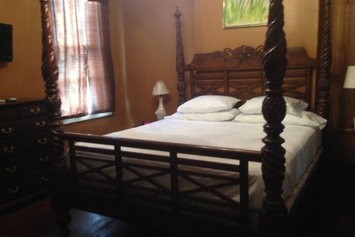 Room 44 of 79