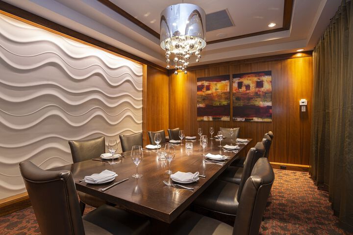 Dining 55 of 72