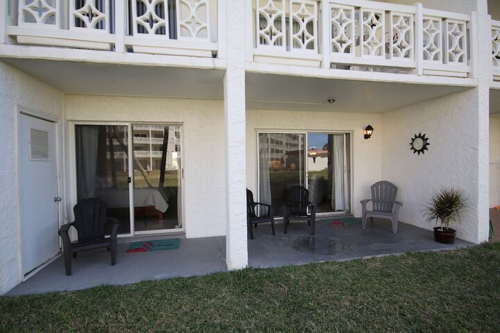 Terrace/Patio 30 of 31