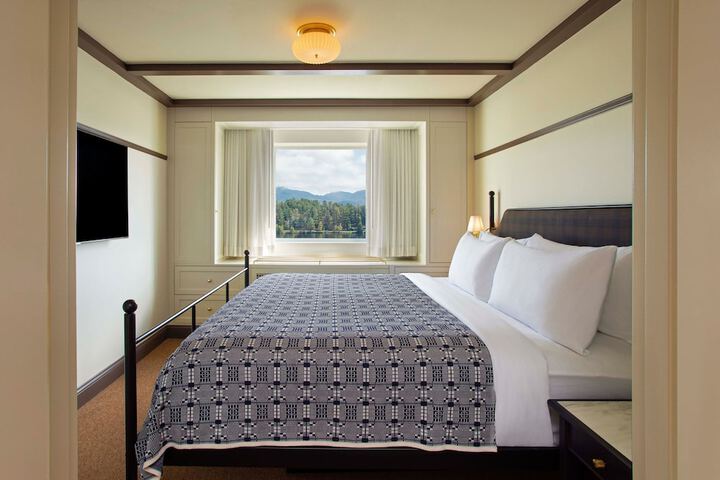 Grand Adirondack Hotel Lake Placid, a Tribute Portfolio Hotel