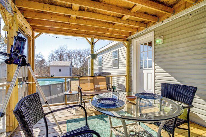 1 Mi to Boat Ramp: Peaceful Deal Island Home!
