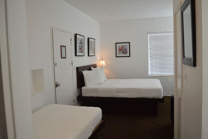Room 43 of 55