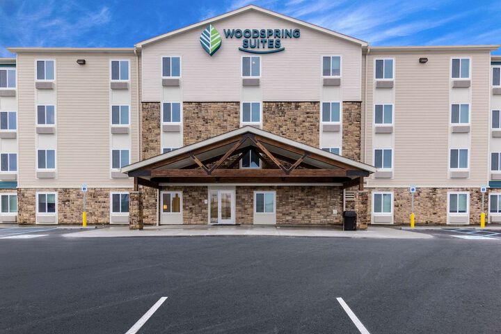 Hotel 4 of 25