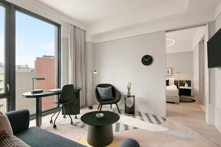 Room 41 of 78