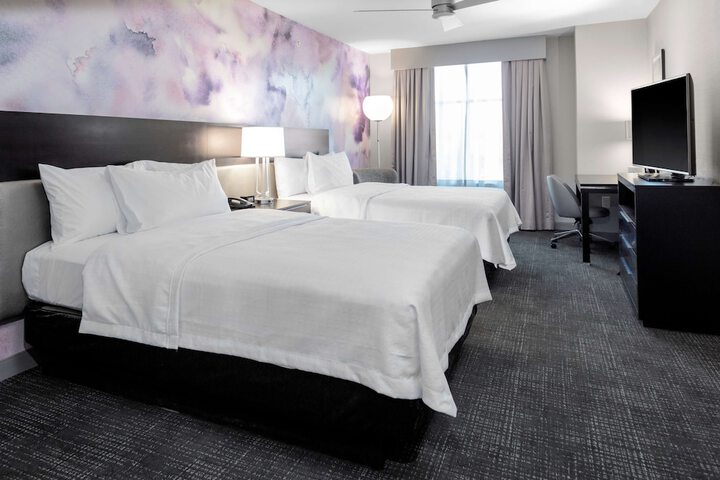 Room 12 of 26