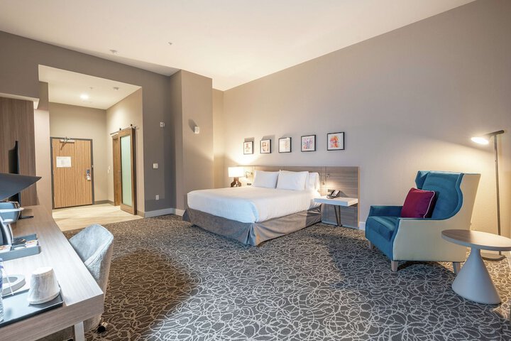 Hilton Garden Inn Wichita Downtown
