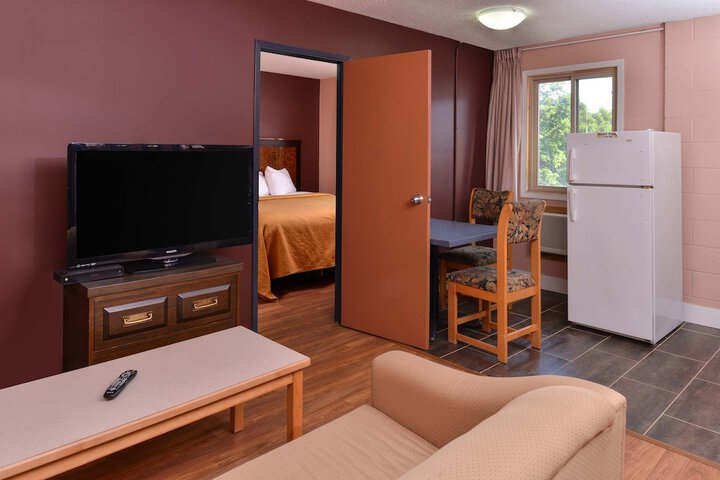 Room 47 of 63