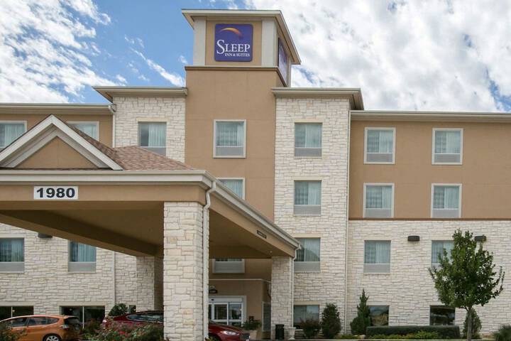 Hotel 2 of 26
