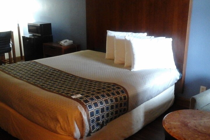 Room 31 of 86