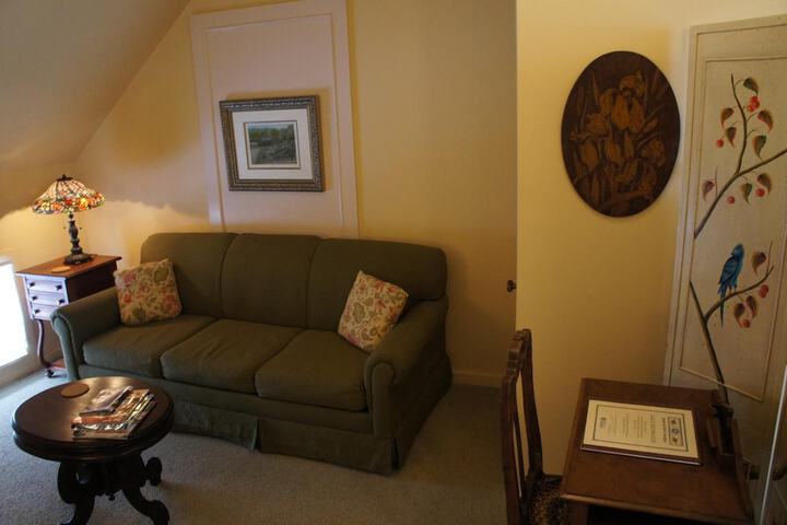Room 29 of 36