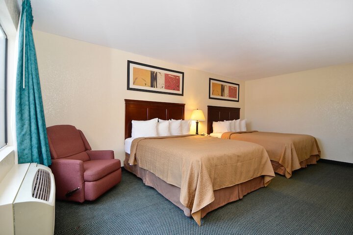 Room 30 of 52