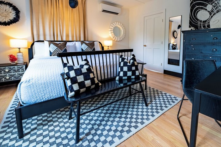 Room 70 of 130