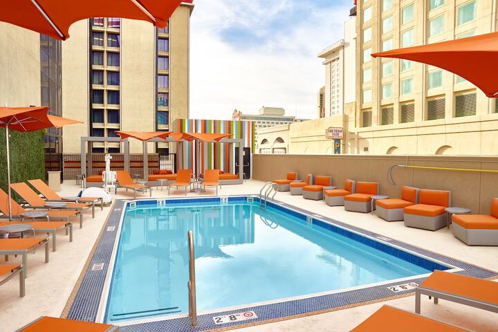 Pool 2 of 29