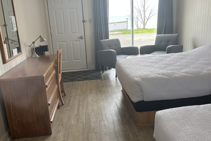 Room 54 of 67