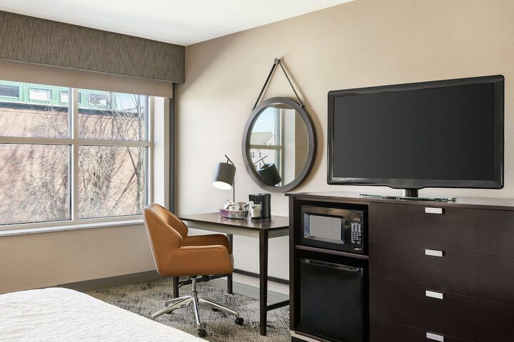Room 35 of 47