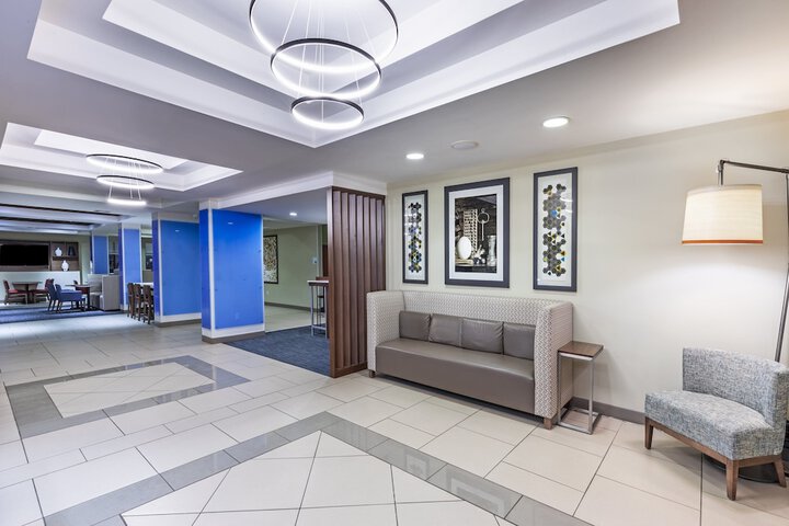 Hotel 3 of 43
