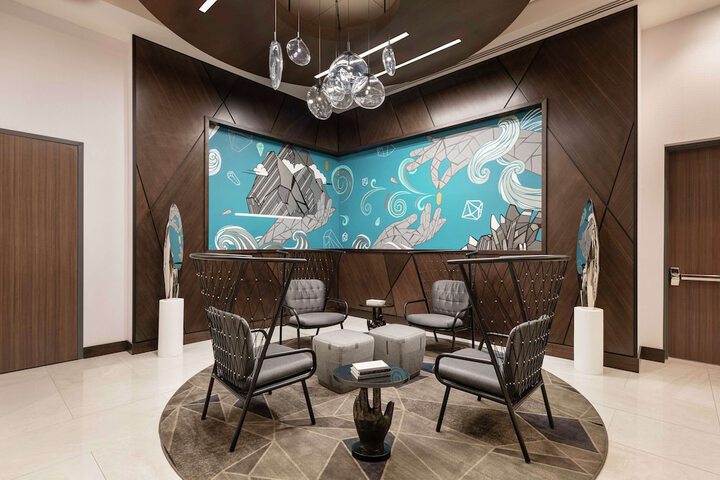 Hotel Interior 10 of 33