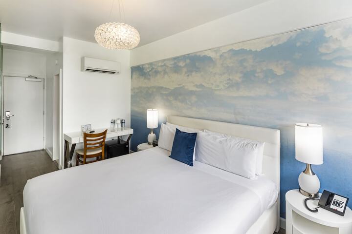 Room 40 of 71