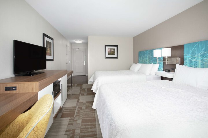 Room 15 of 37