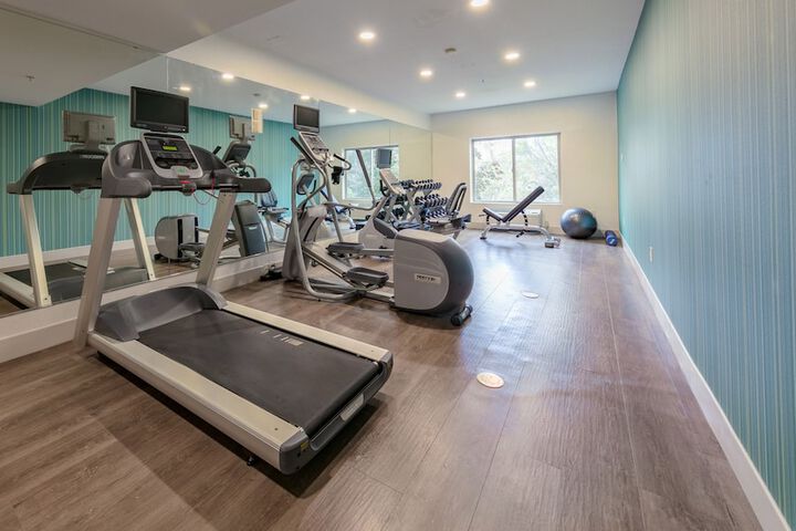 Holiday Inn Express & Suites Hood River by IHG