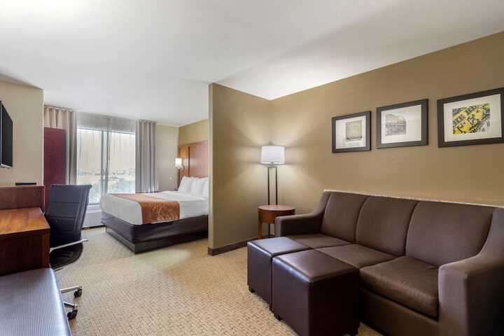 Room 18 of 26