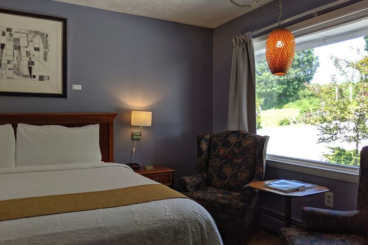 Harwood Hill Motel