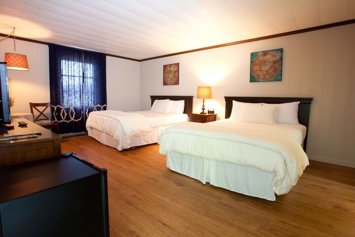 Room 15 of 28