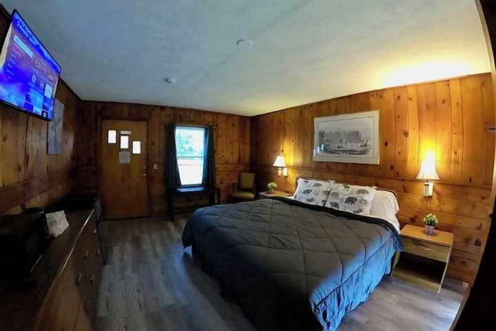 Room 17 of 22