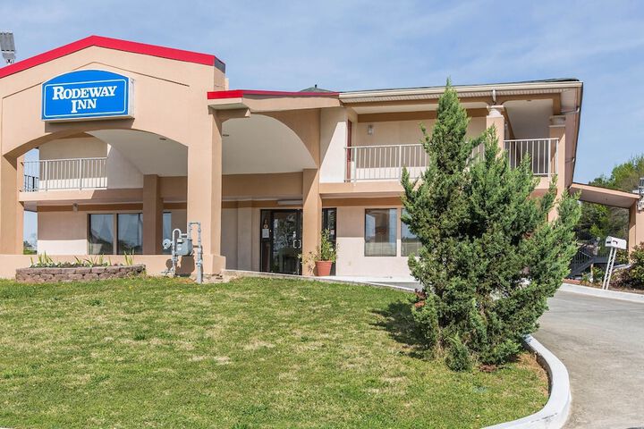 Hotel 4 of 17