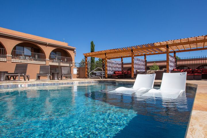 Pool 14 of 72